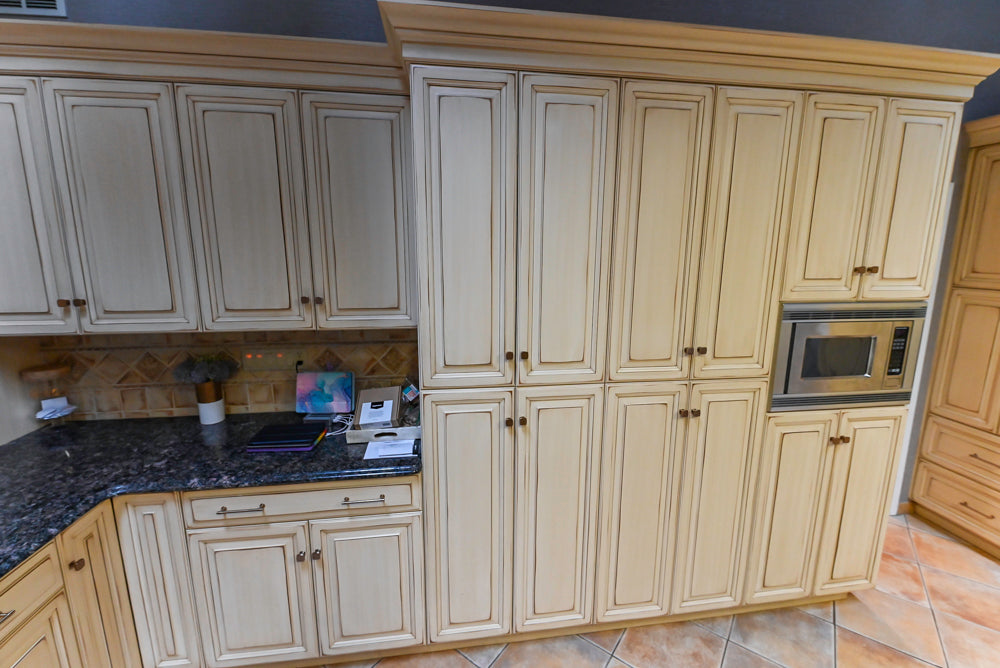 Millbrook Custom Traditional Cream Kitchen with Island, Granite Countertops & Appliances