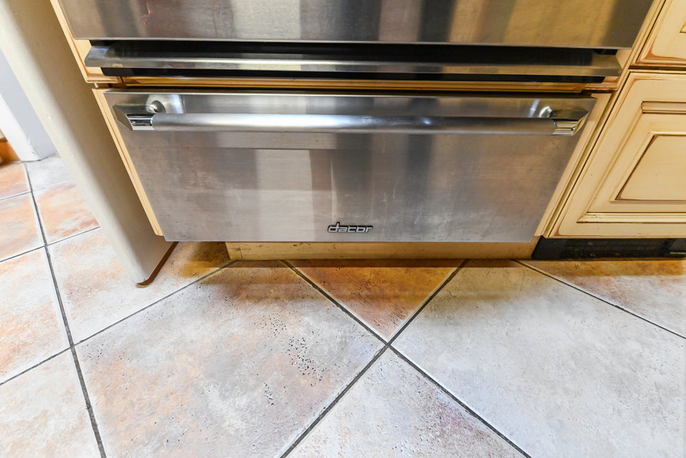 Millbrook Custom Traditional Cream Kitchen with Island, Granite Countertops & Appliances