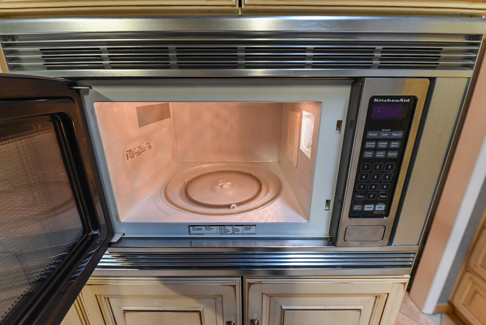 Millbrook Custom Traditional Cream Kitchen with Island, Granite Countertops & Appliances
