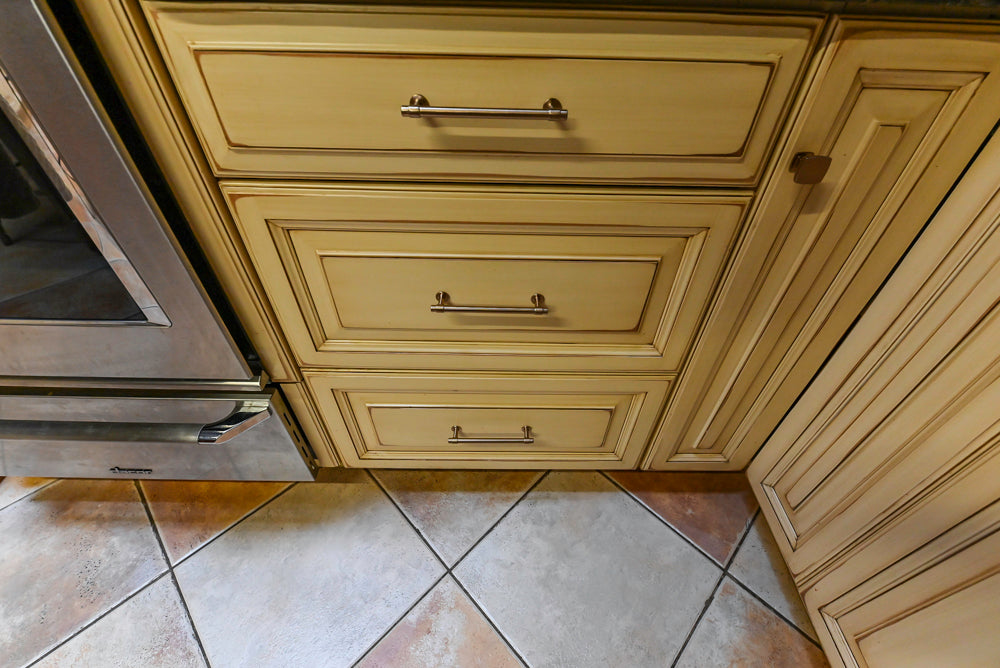 Millbrook Custom Traditional Cream Kitchen with Island, Granite Countertops & Appliances