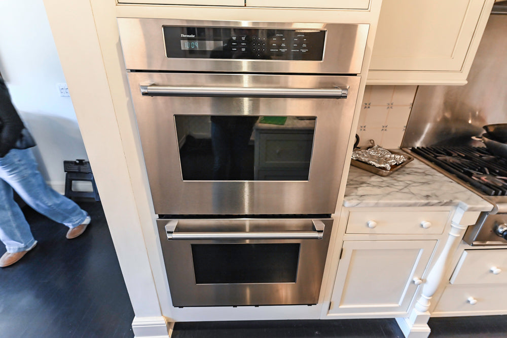 Heritage Traditional Creamy White Kitchen with Island, Marble Countertops and Appliances