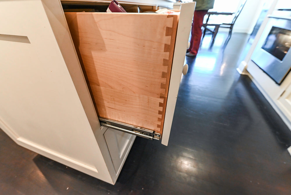 Heritage Traditional Creamy White Kitchen with Island, Marble Countertops and Appliances