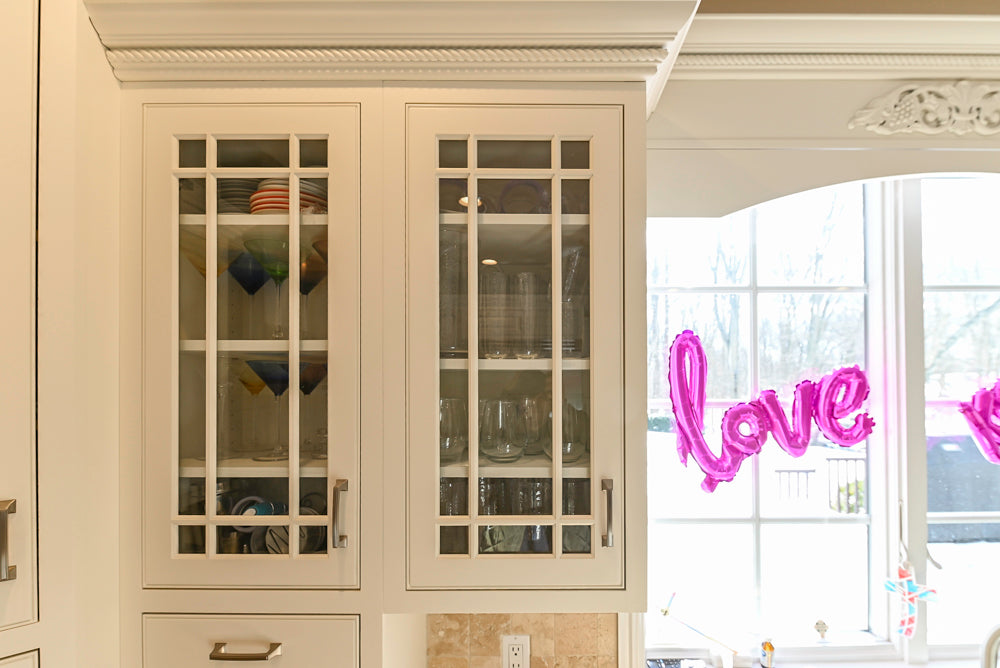 Traditional Light Cream Kitchen with Island, Granite Countertops and Appliances