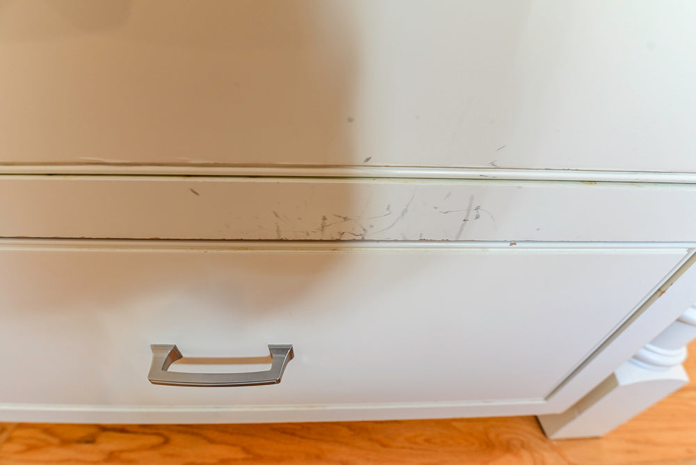 Traditional Light Cream Kitchen with Island, Granite Countertops and Appliances