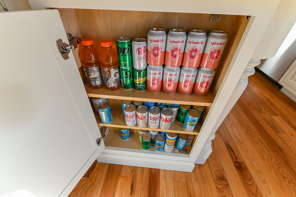 Traditional Light Cream Kitchen with Island, Granite Countertops and Appliances
