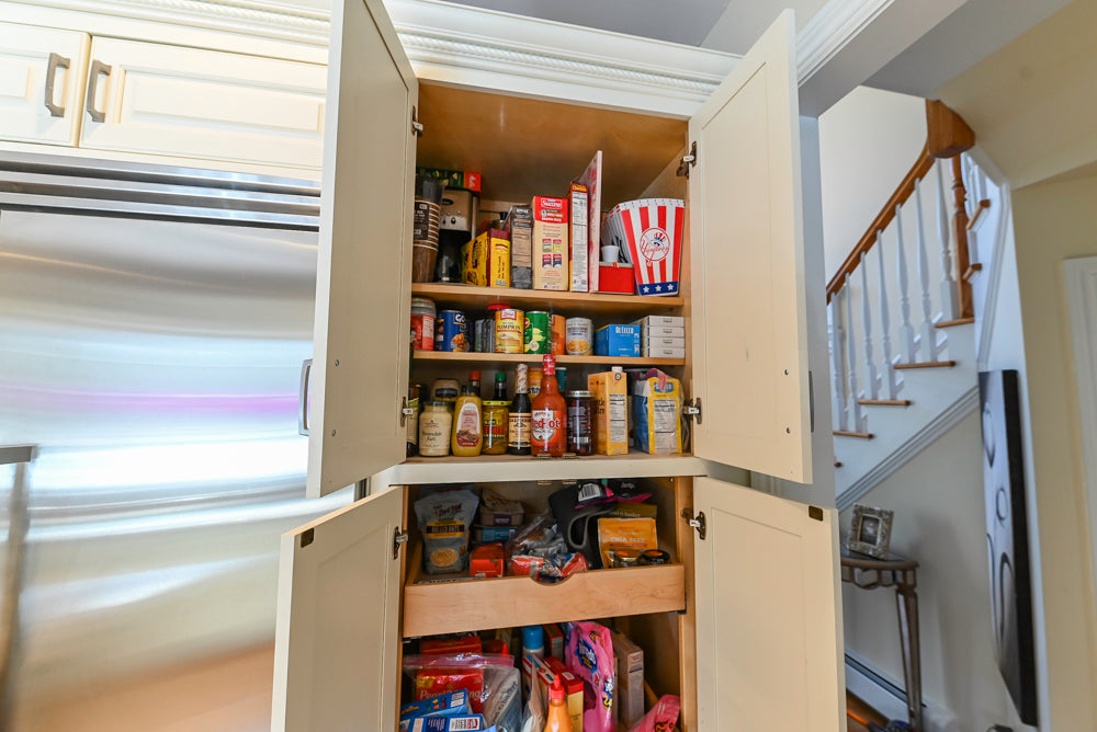 Traditional Light Cream Kitchen with Island, Granite Countertops and Appliances