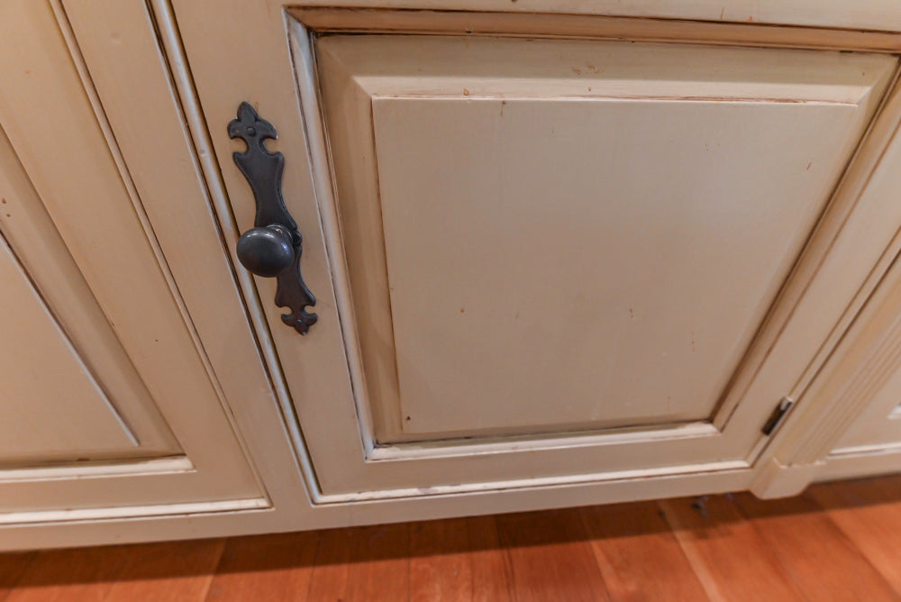 Christopher Peacock Traditional Cream Kitchen with Double Island, Granite Countertops & Appliances