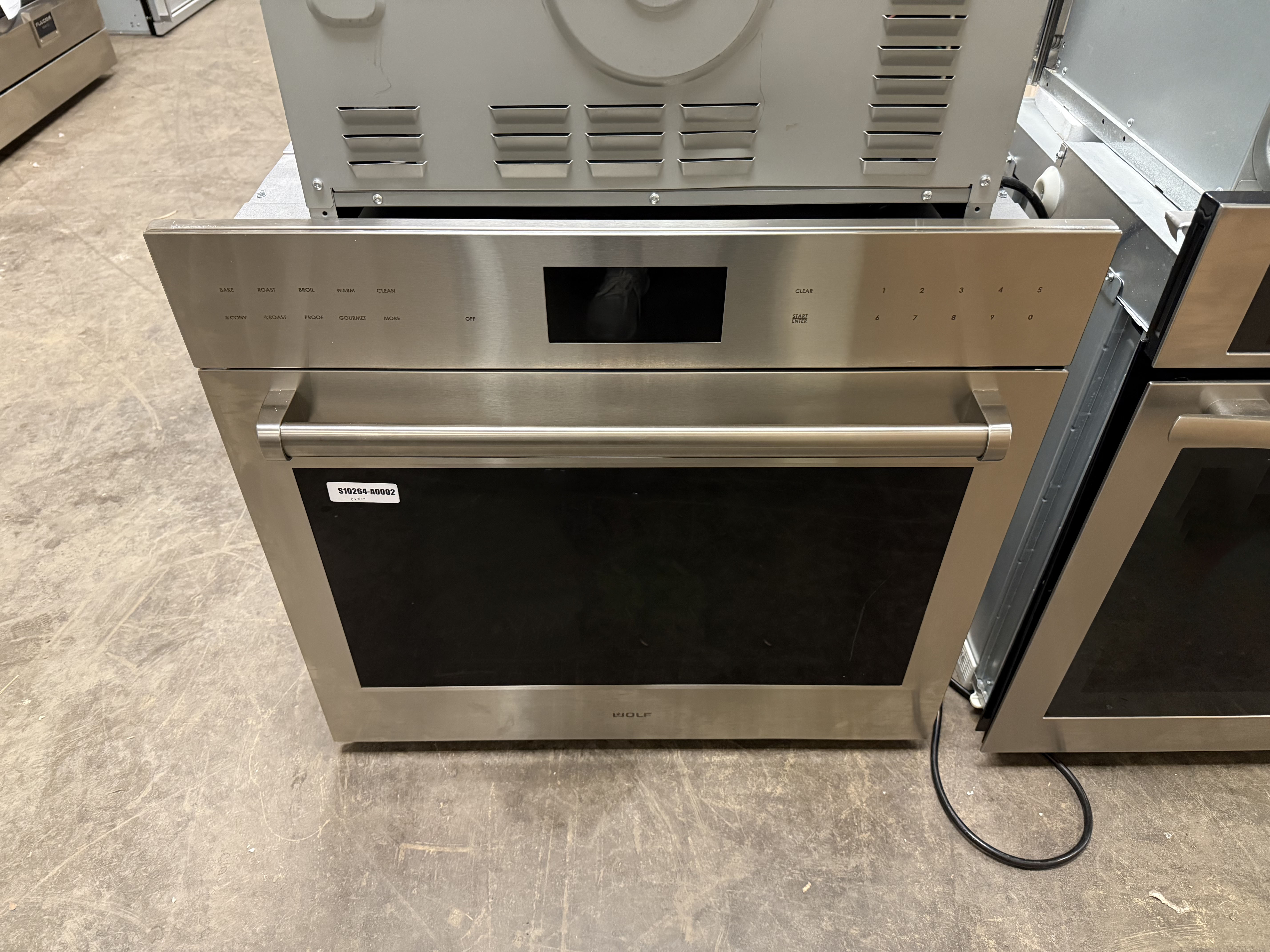 Wolf SO3050PE/S/P 30" Stainless Steel Electric Single Wall Oven