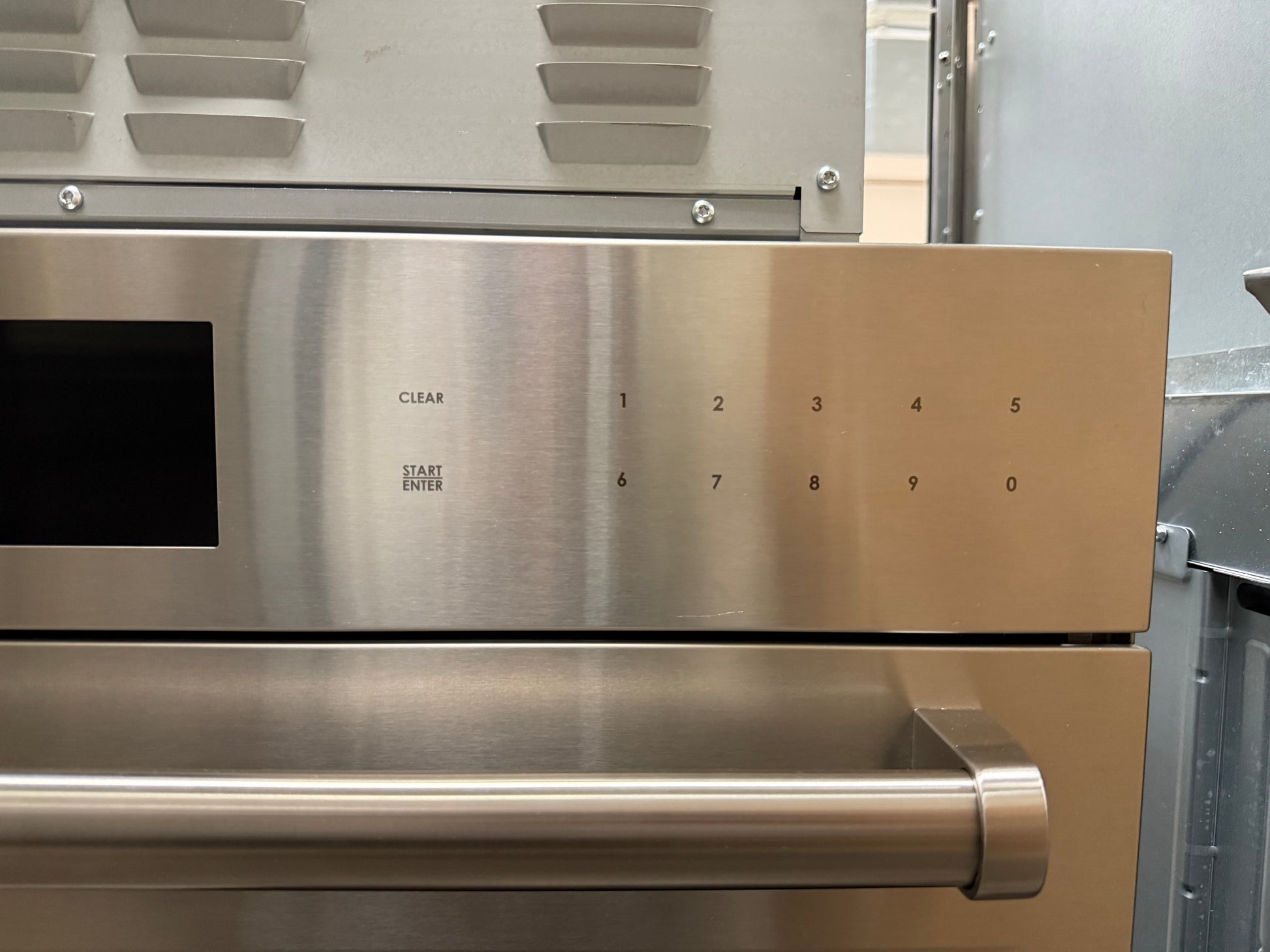 Wolf SO3050PE/S/P 30" Stainless Steel Electric Single Wall Oven