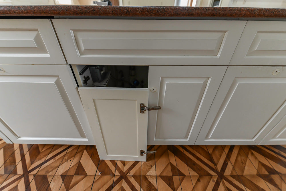 Heritage Traditional Kitchen with Double Island, Granite & Wood Countertops and Appliances