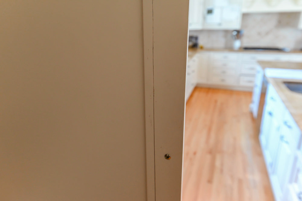 Glenwood Traditional Cream Kitchen with Island, Granite Countertops & Appliances