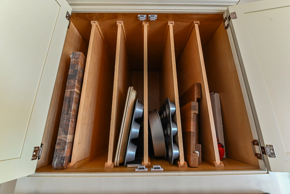 Glenwood Traditional Cream Kitchen with Island, Granite Countertops & Appliances