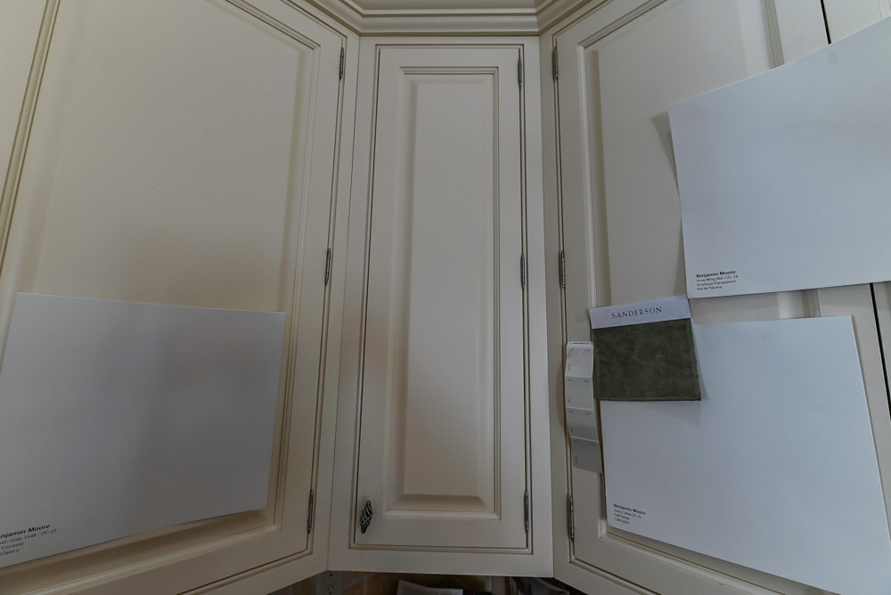 Glenwood Traditional Cream Kitchen with Island, Granite Countertops & Appliances