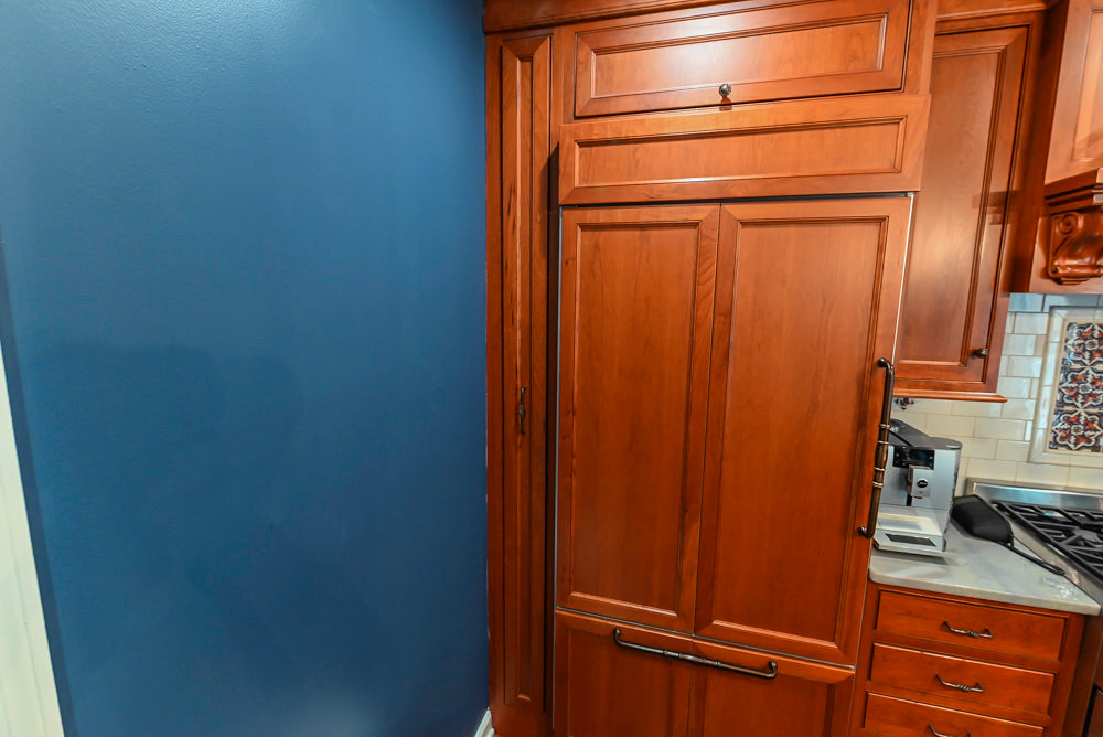 Plain & Fancy Traditional Wooden Kitchen with Island, Quartz Countertops & Appliances