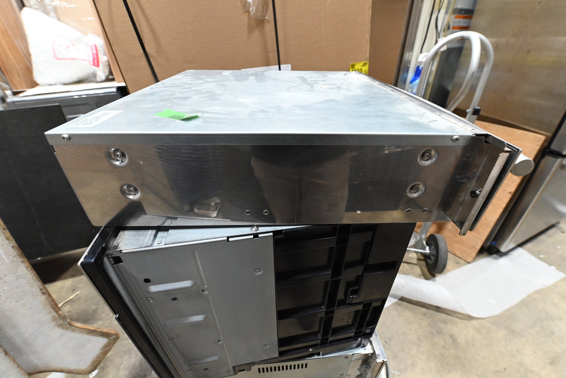 Miele EGW 4060-14 24" Stainless Steel Plate and Cup Warming Drawer