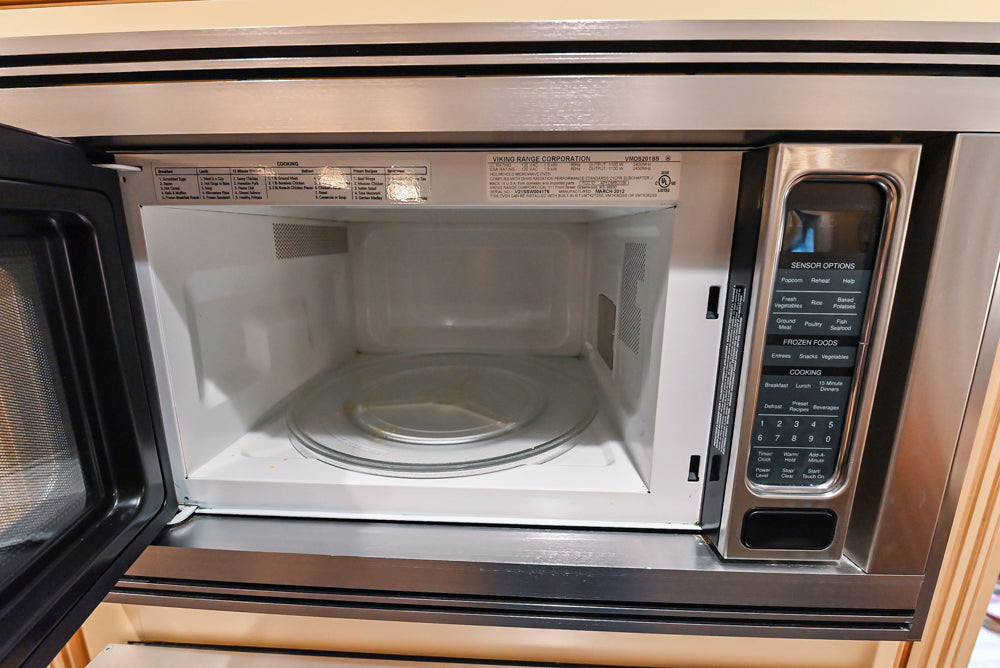 Custom Traditional Cream Kitchen with Island, Butler's Pantry and Viking Appliances