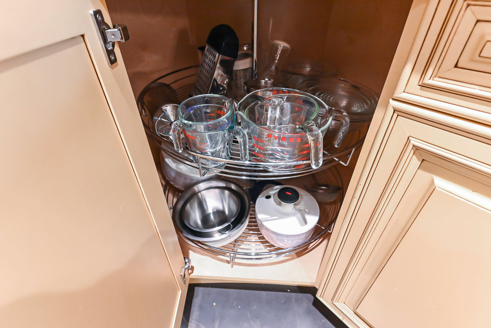 Custom Traditional Cream Kitchen with Island, Butler's Pantry and Viking Appliances