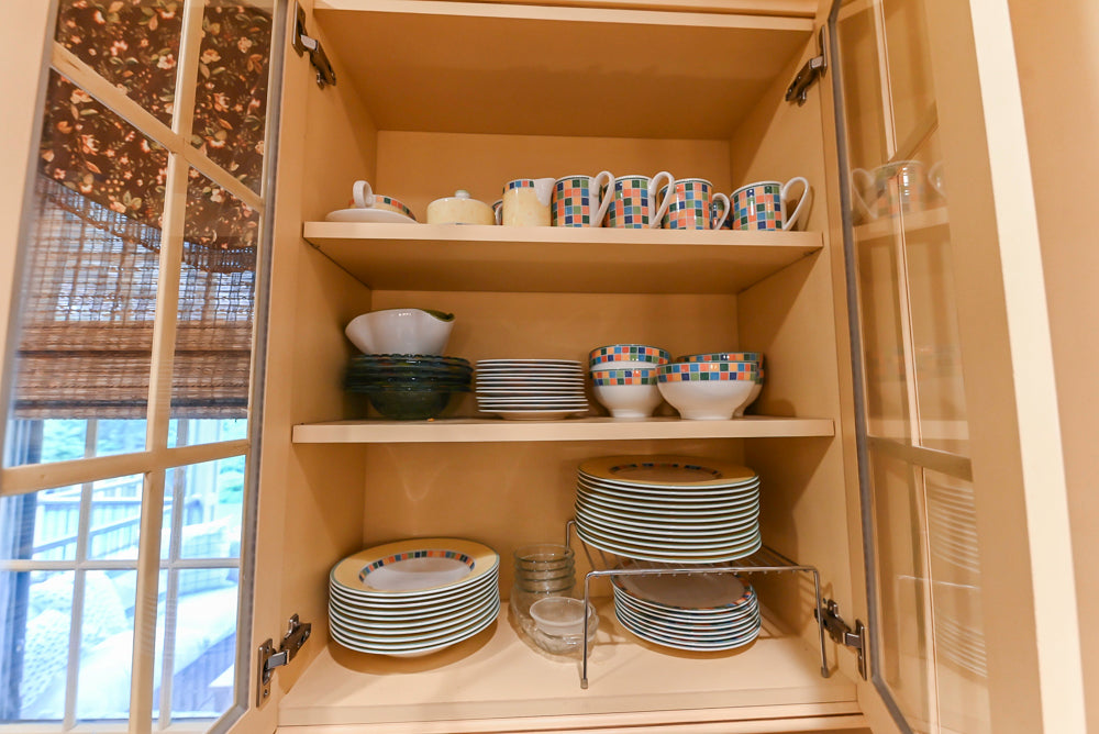 Custom Traditional Cream Kitchen with Island, Butler's Pantry and Viking Appliances