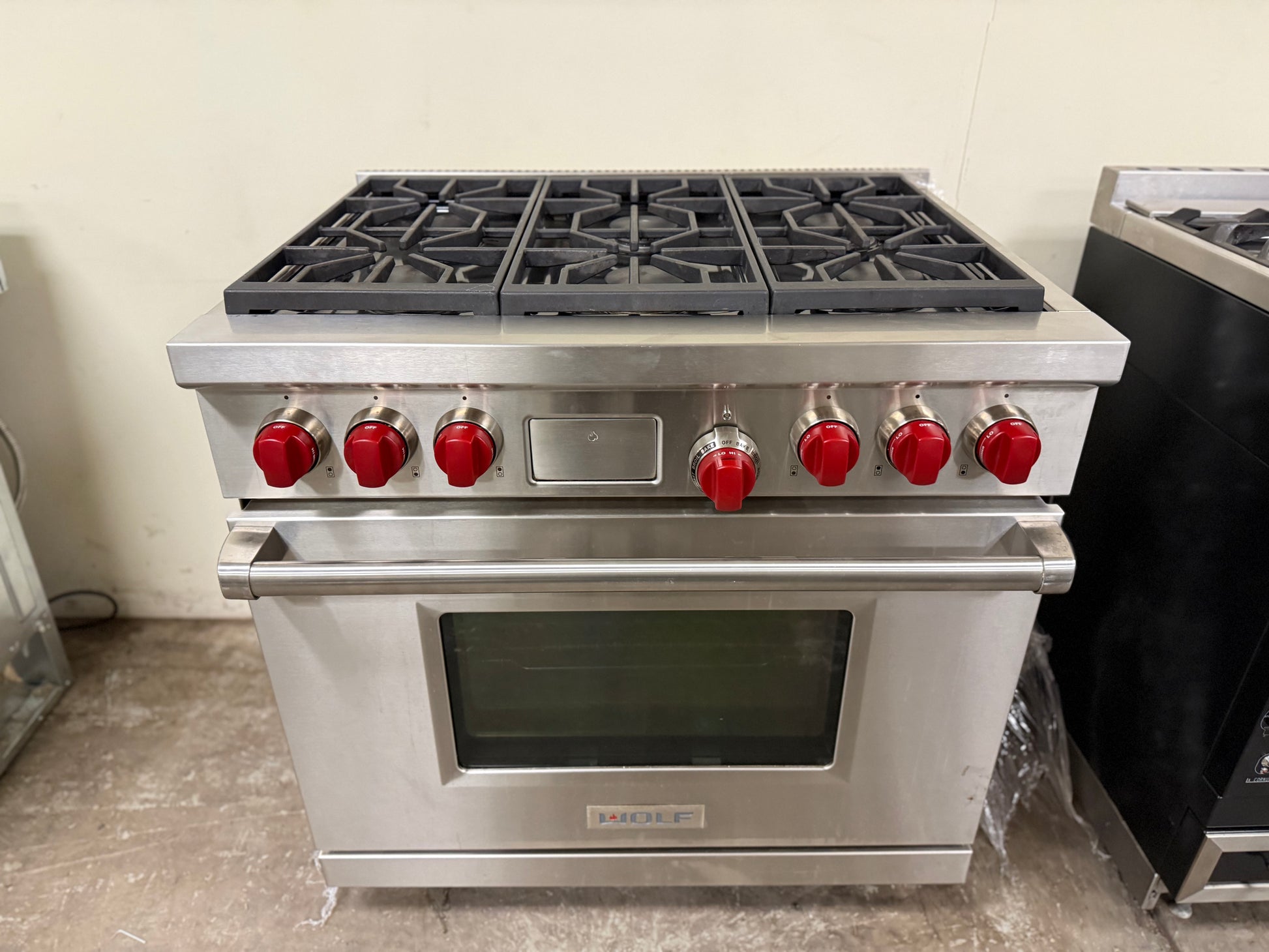 Wolf DF366 36" Stainless Steel Dual Fuel Range