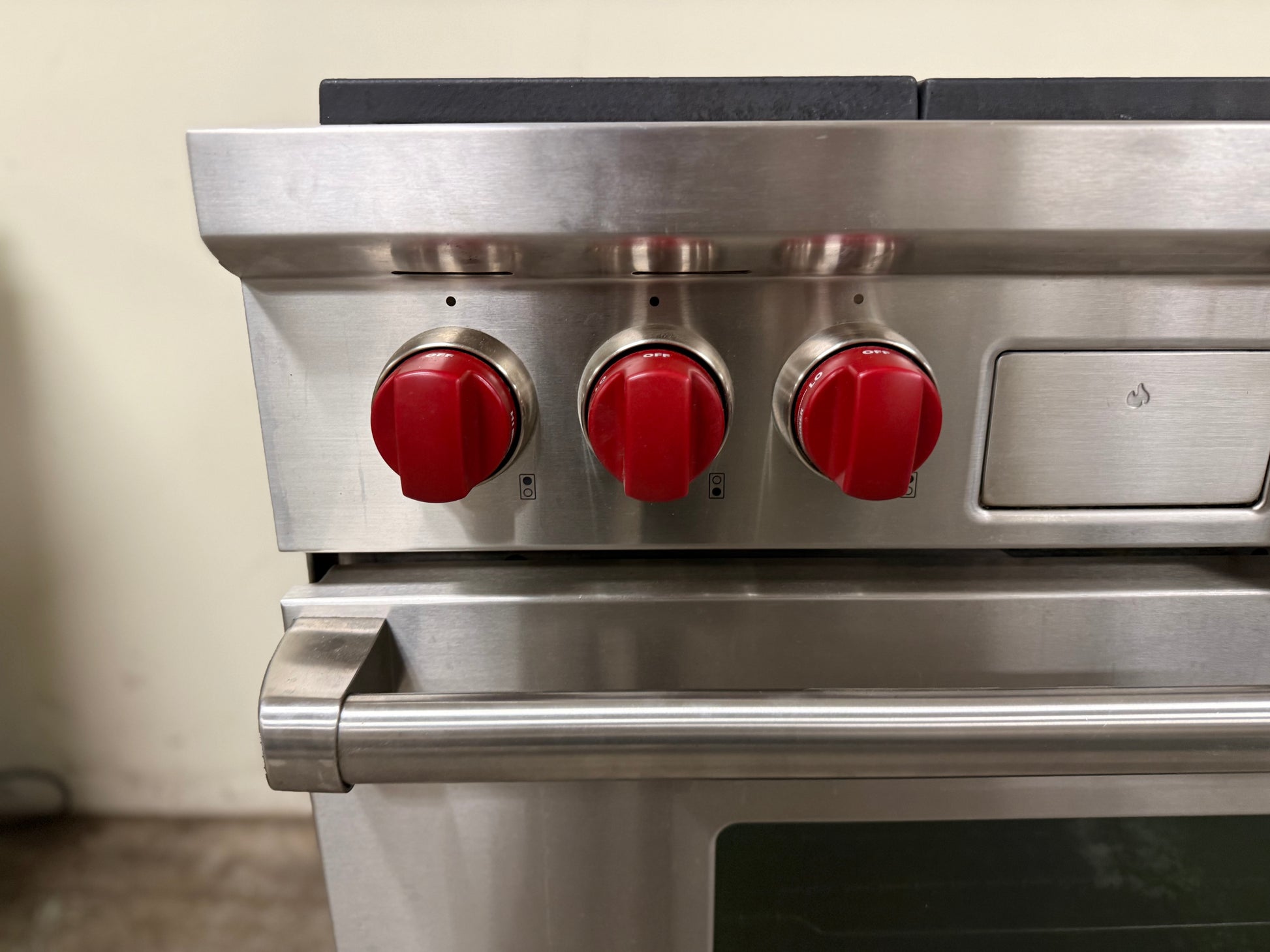 Wolf DF366 36" Stainless Steel Dual Fuel Range