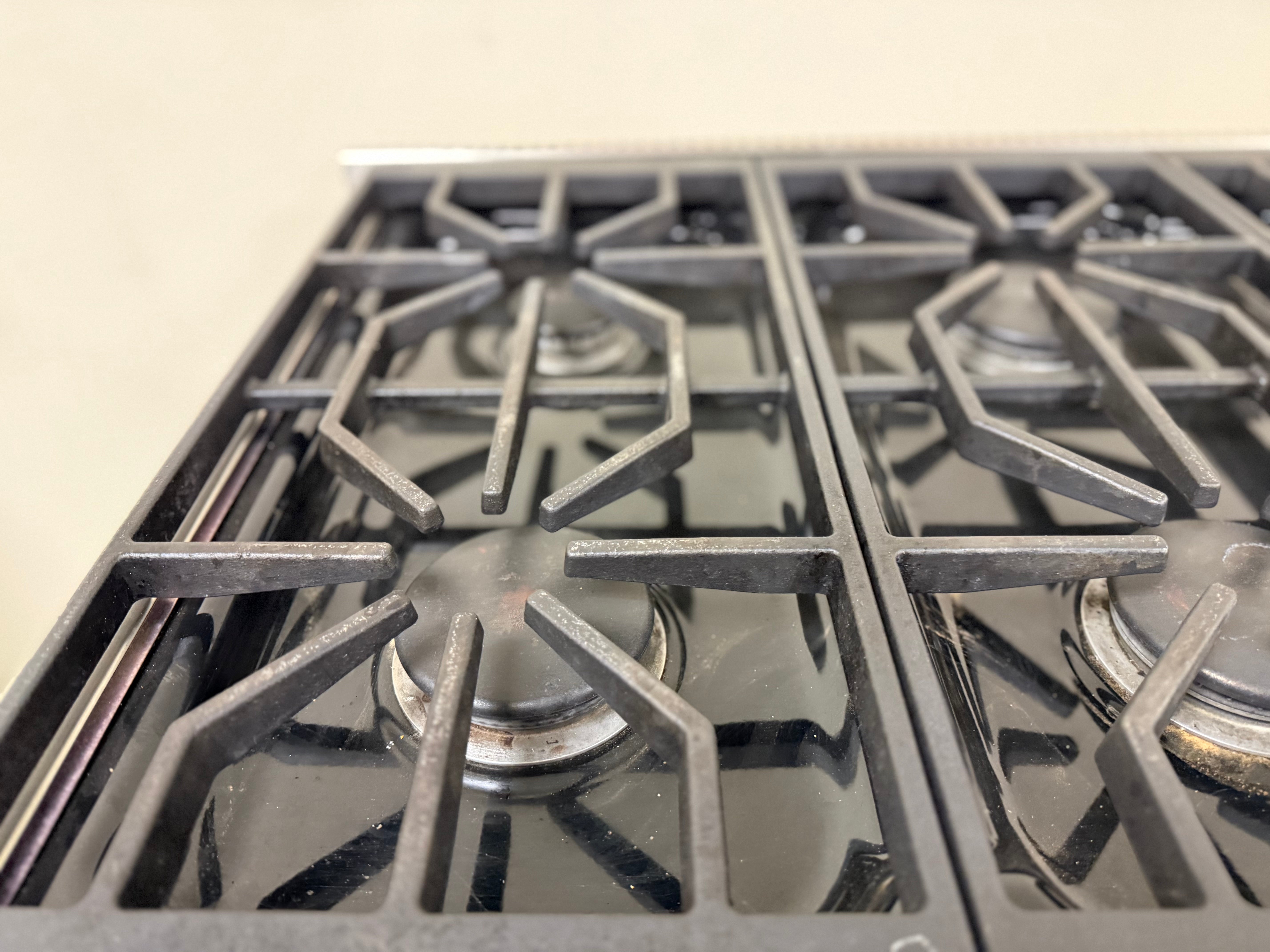 Wolf DF366 36" Stainless Steel Dual Fuel Range