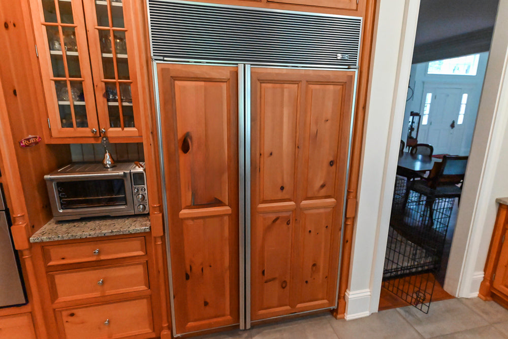 Custom Traditional Natural Wood Kitchen with Granite Countertops and Appliances
