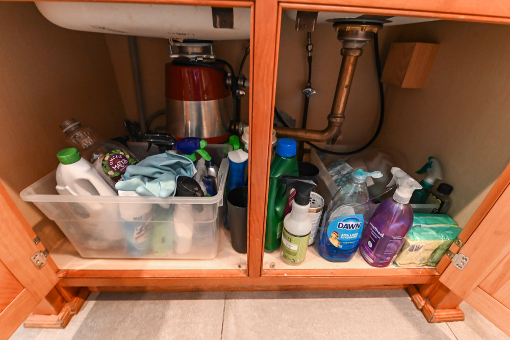 Custom Traditional Natural Wood Kitchen with Granite Countertops and Appliances