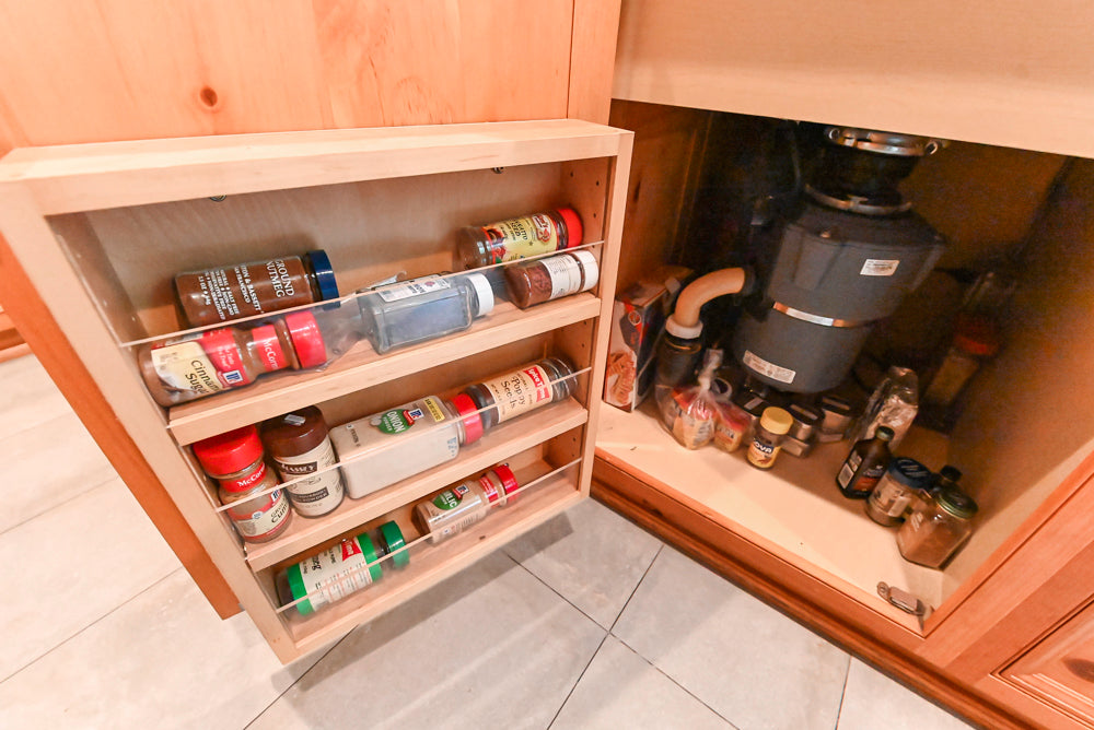 Custom Traditional Natural Wood Kitchen with Granite Countertops and Appliances