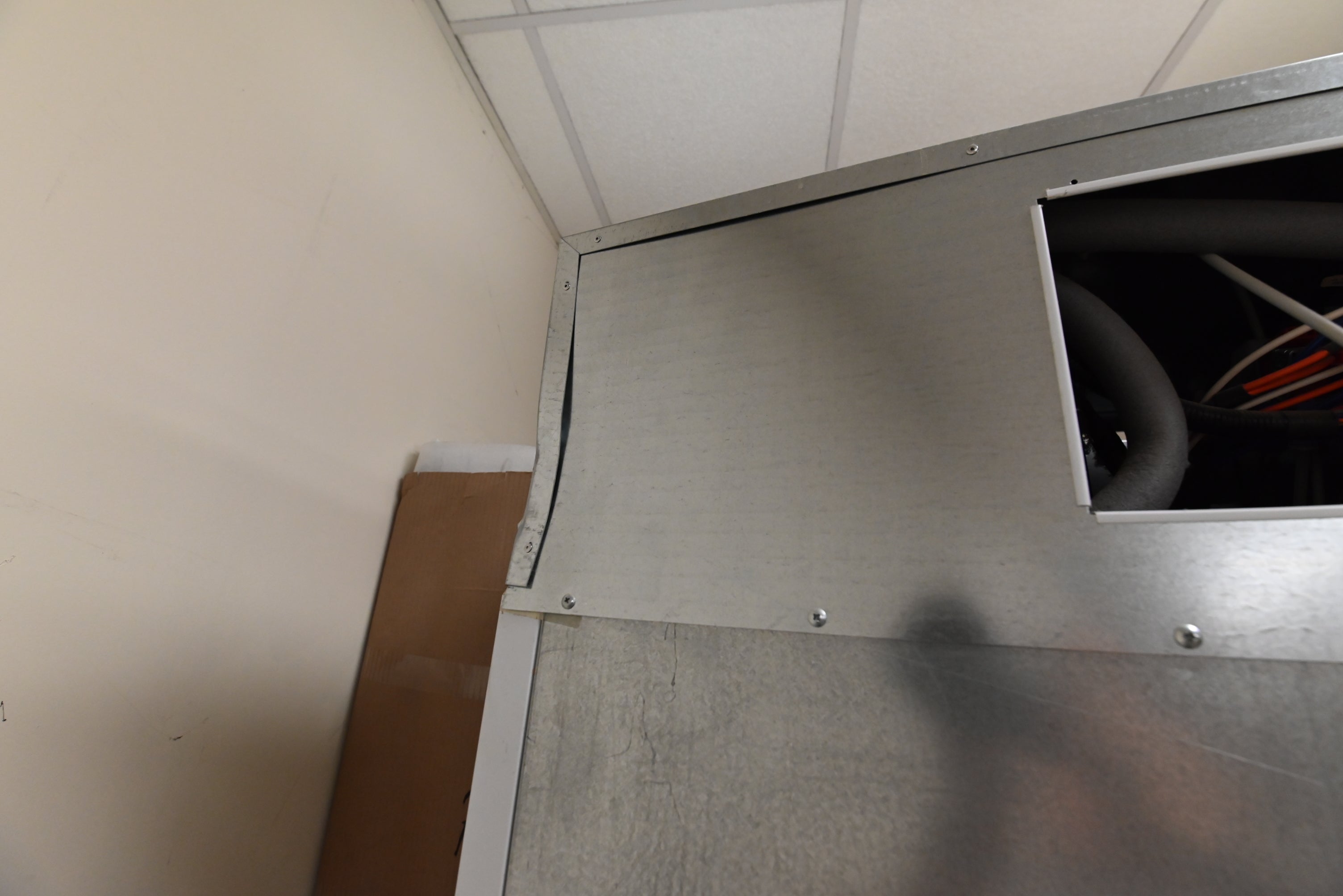 Monogram ZISS420DXDSS 42" Stainless Steel Side by Side Refrigerator, Pre-Owned, 2015