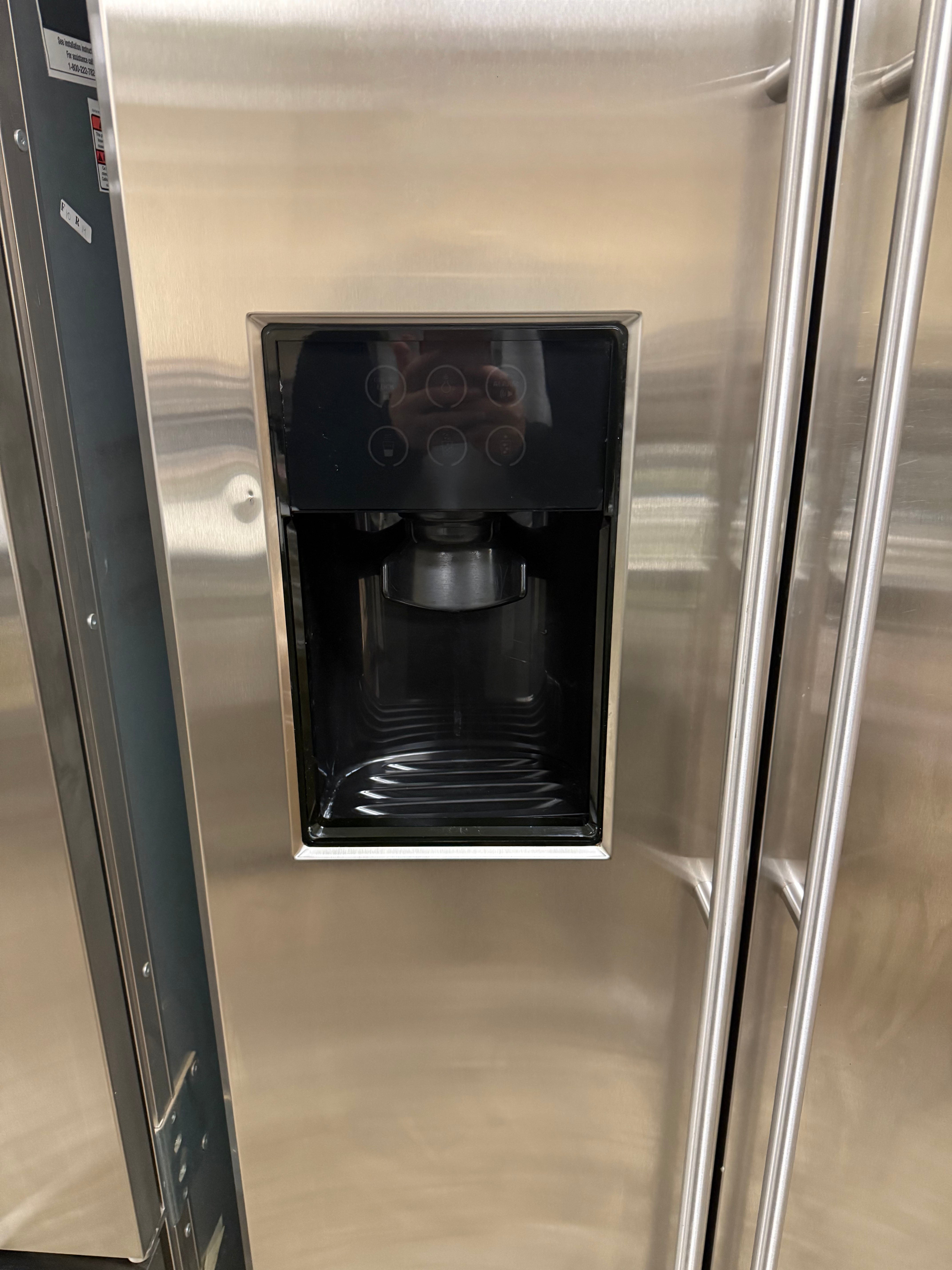 Monogram ZISS420DXDSS 42" Stainless Steel Side by Side Refrigerator, Pre-Owned, 2015