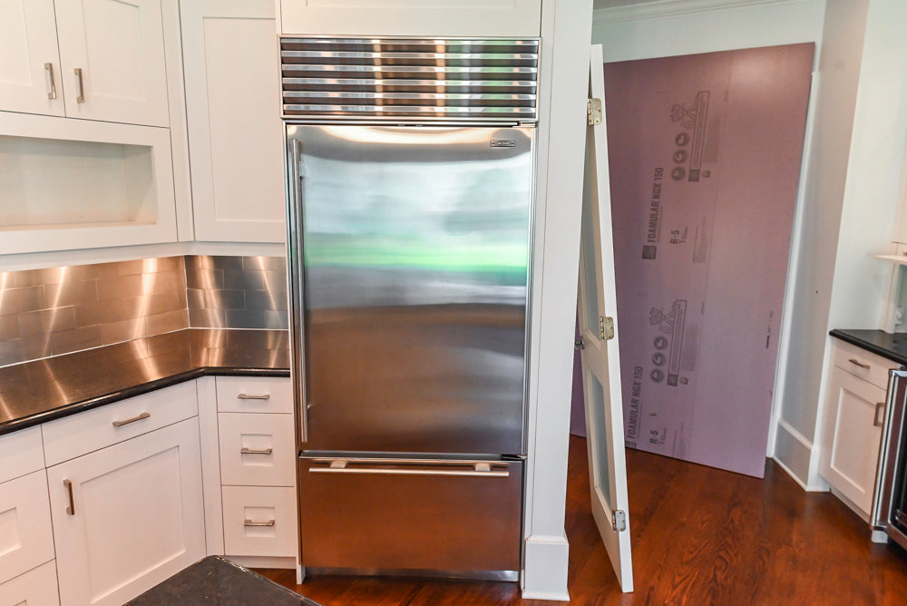 Rutt Transitional White Kitchen with Island, Wet Bar, Granite Countertops & Appliances