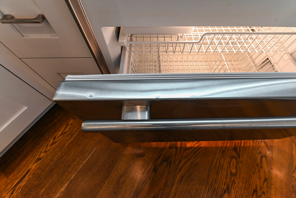 Rutt Transitional White Kitchen with Island, Wet Bar, Granite Countertops & Appliances