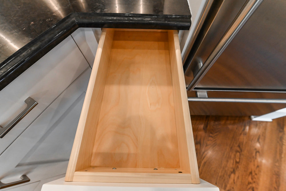 Rutt Transitional White Kitchen with Island, Wet Bar, Granite Countertops & Appliances