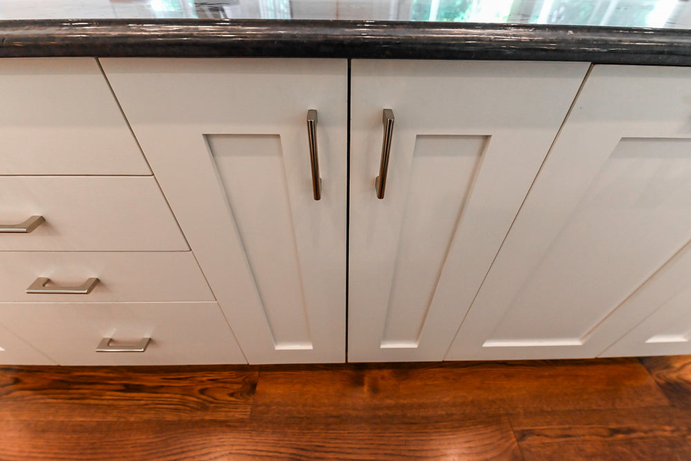 Rutt Transitional White Kitchen with Island, Wet Bar, Granite Countertops & Appliances