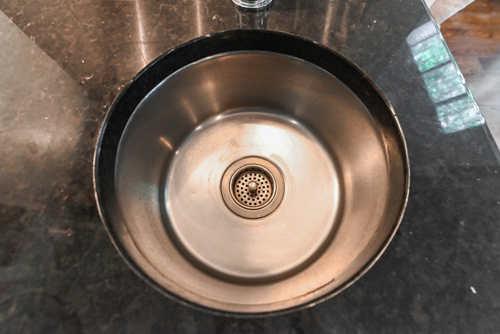 Rutt Transitional White Kitchen with Island, Wet Bar, Granite Countertops & Appliances