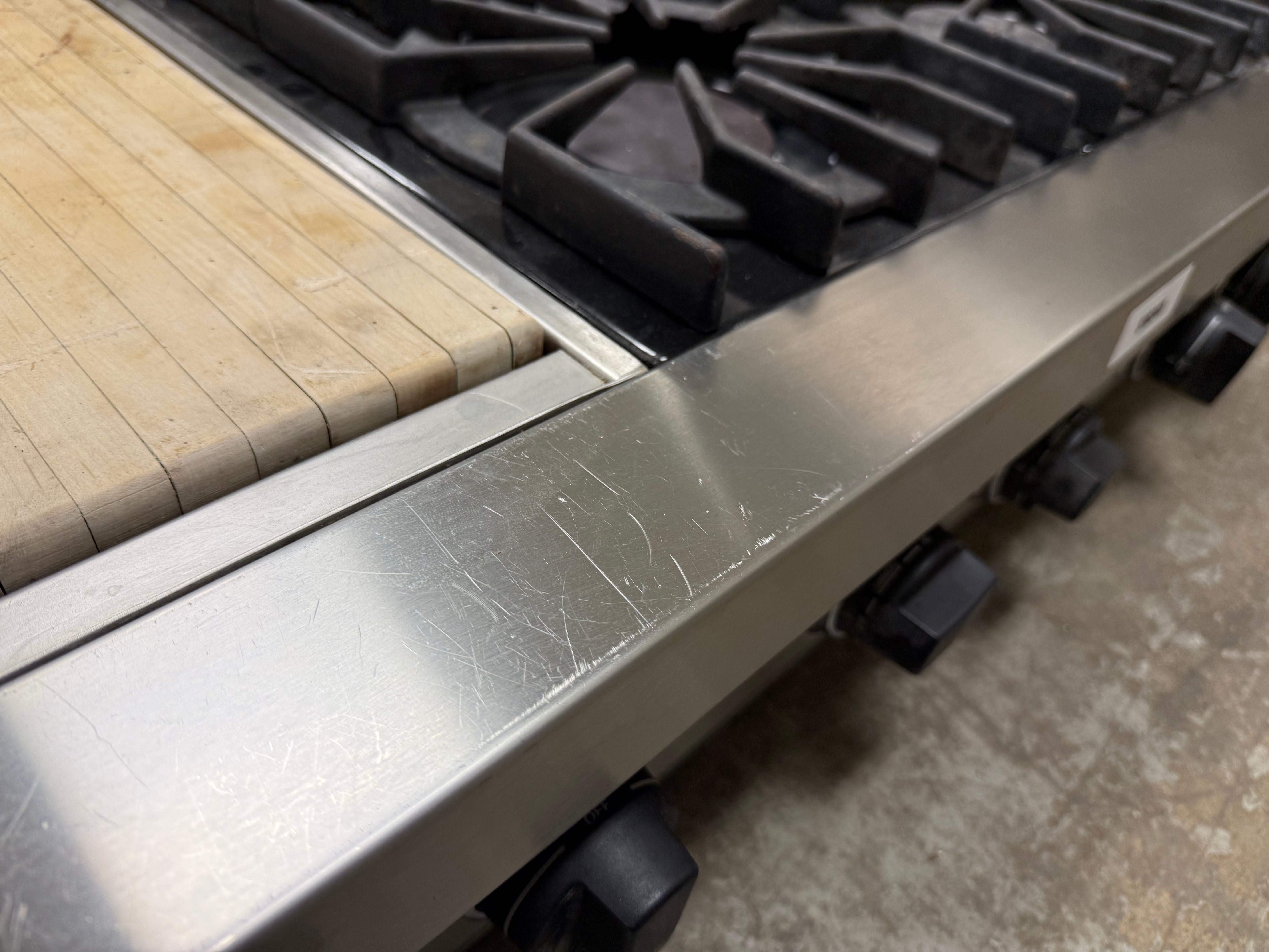 Viking VGRT480-6GSS 48" Stainless Steel Pro-Style Gas Rangetop