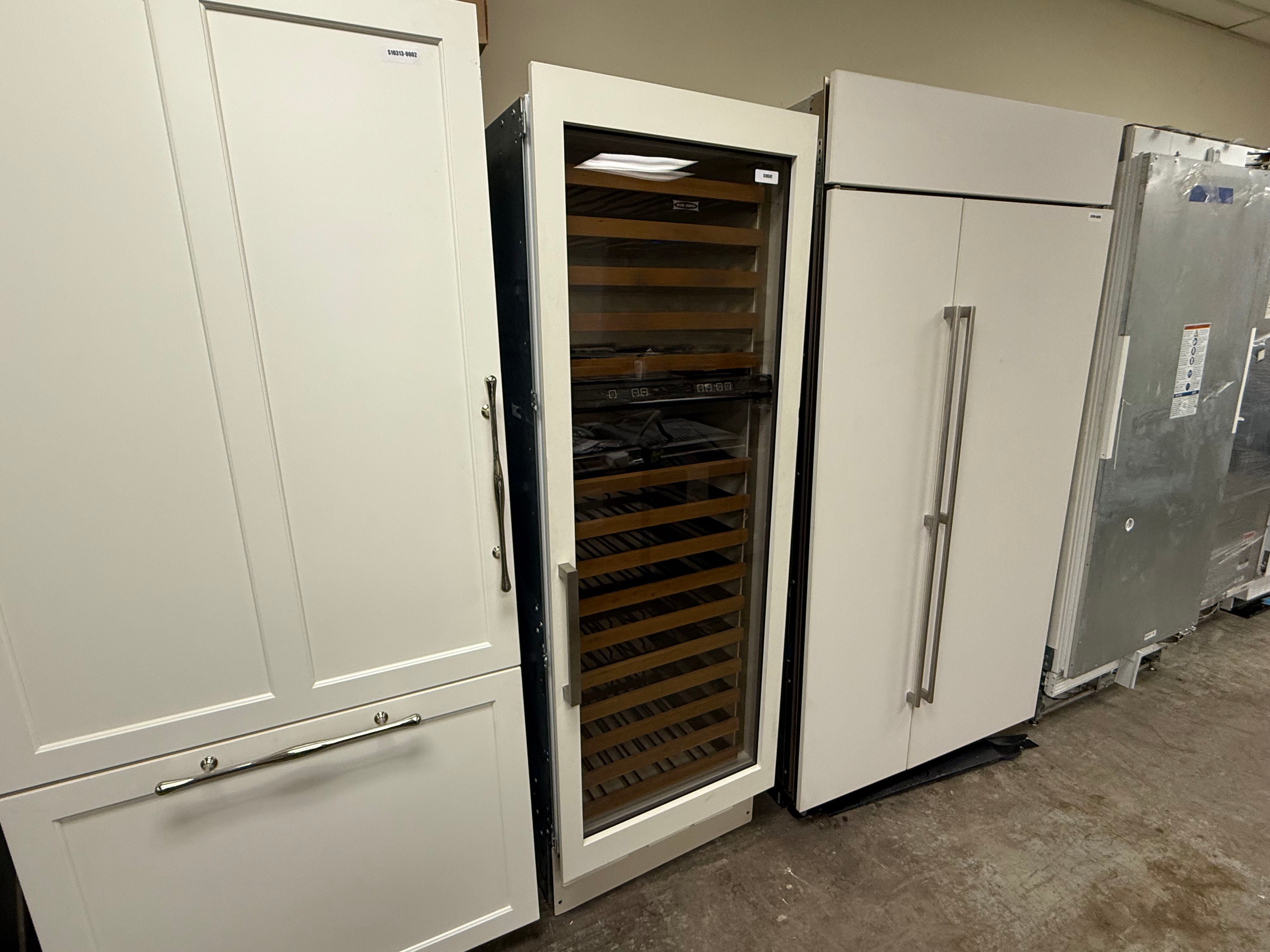 Sub-Zero 427G 27" White Paneled Dual Zone Tall Wine Cooler, Right Hinged, Panel Ready, 2011