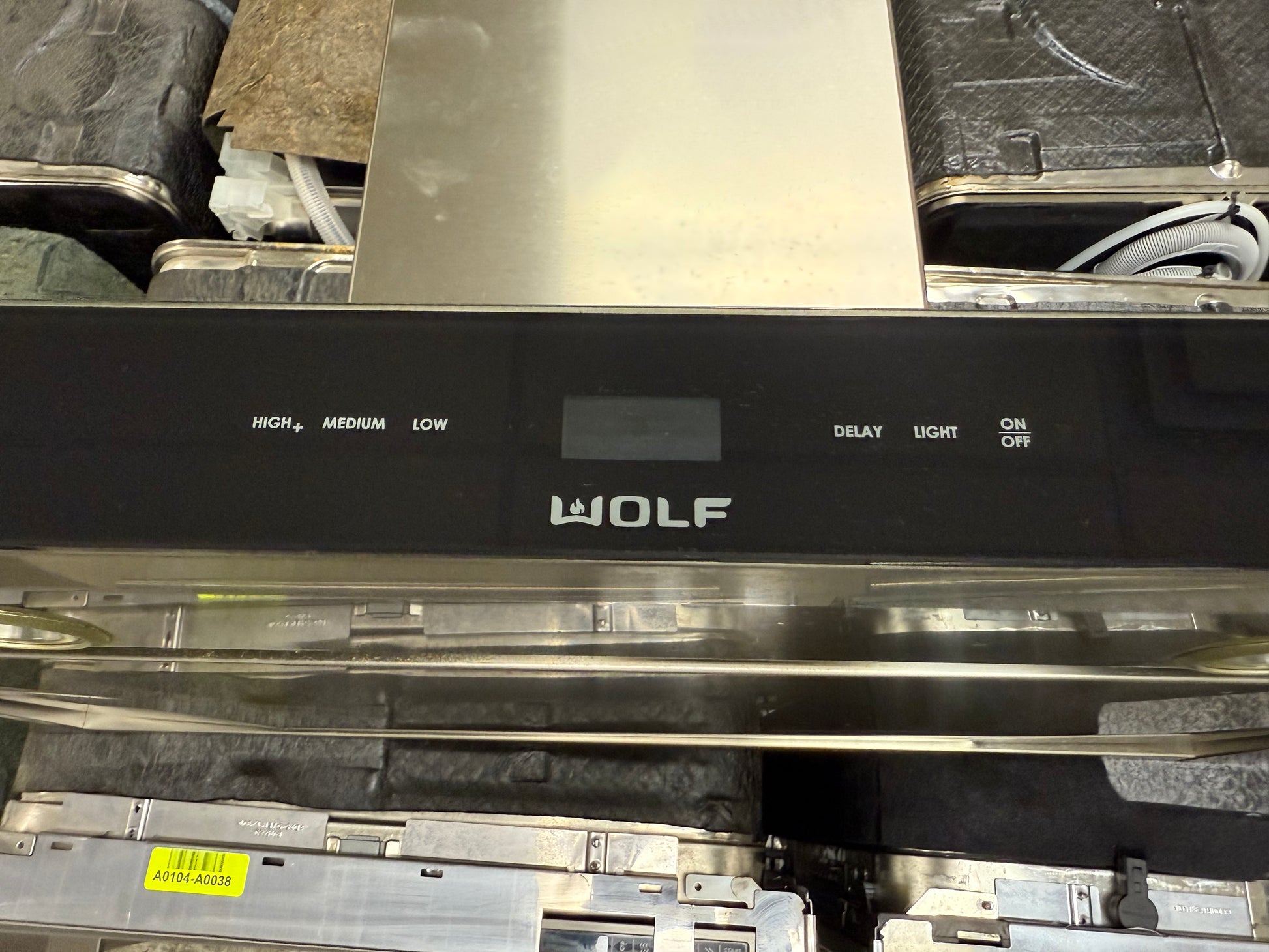 Wolf VW36B 36" Stainless Steel Wall Mount Chimney Range Hood, Pre-Owned