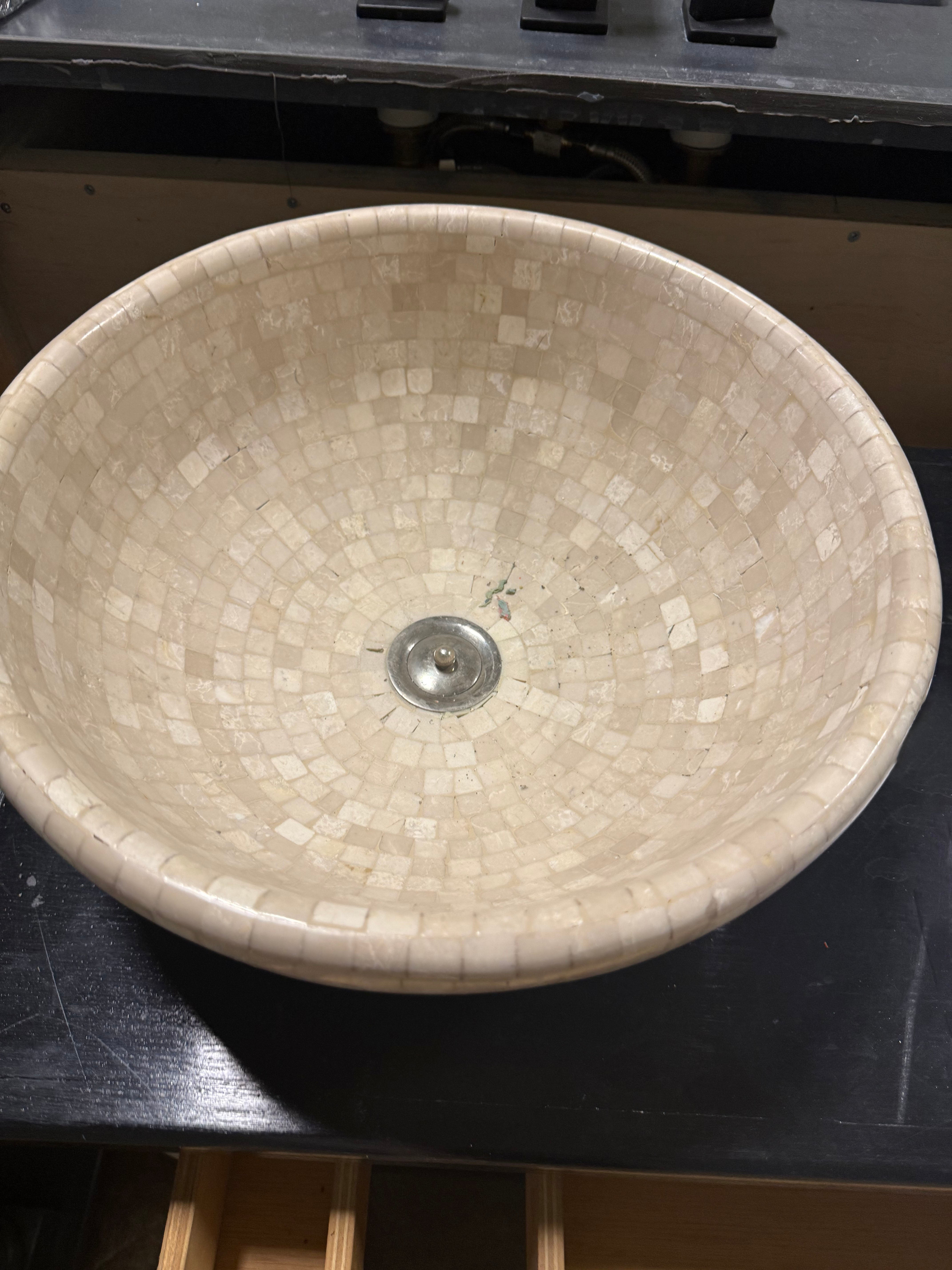 Traditional 30 1/2" Cream Single Vanity with Black Wood Top and Mosaic Top Mount Sink