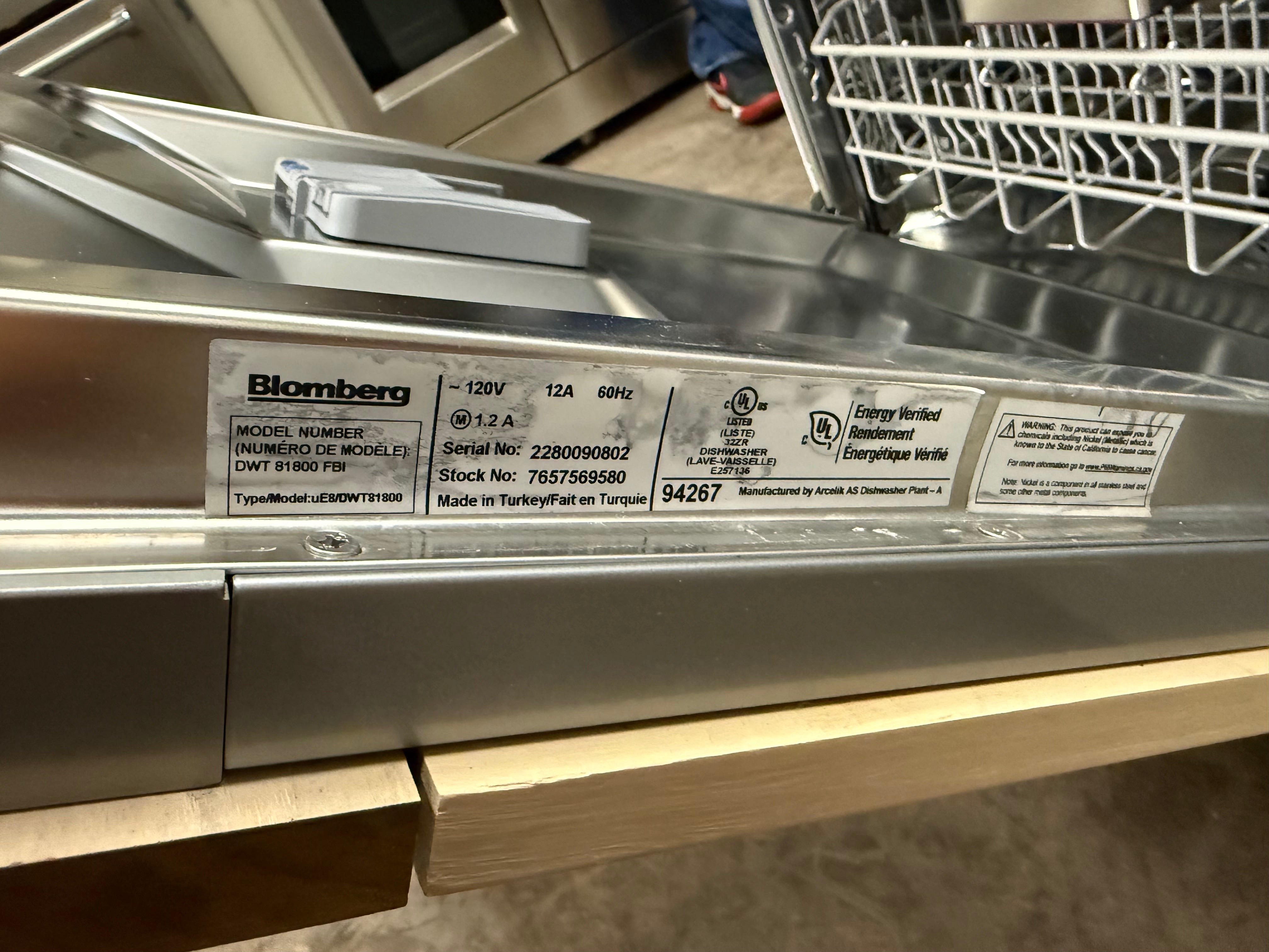 Blomberg DWT 81800 FBI 24" Paneled Dishwasher