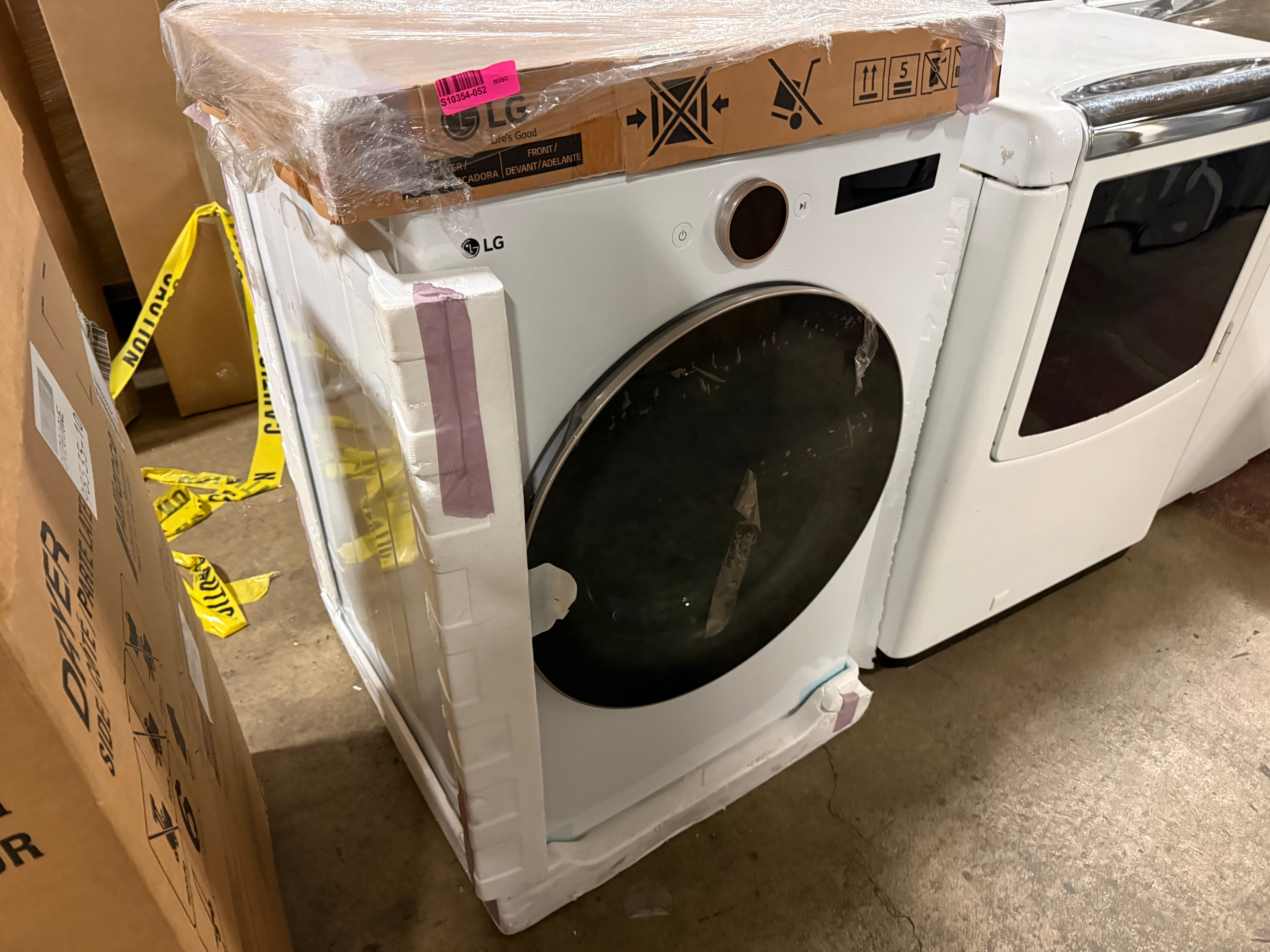 LG DLGX6501W 27" White Smart Front Load Gas Dryer