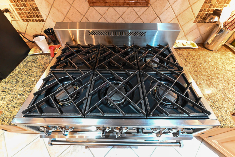 Quality Custom Traditional Natural Wooden Kitchen with Island and Appliances