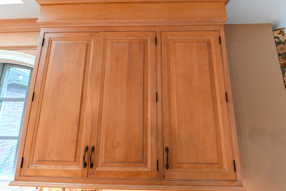 Quality Custom Traditional Natural Wooden Kitchen with Island and Appliances