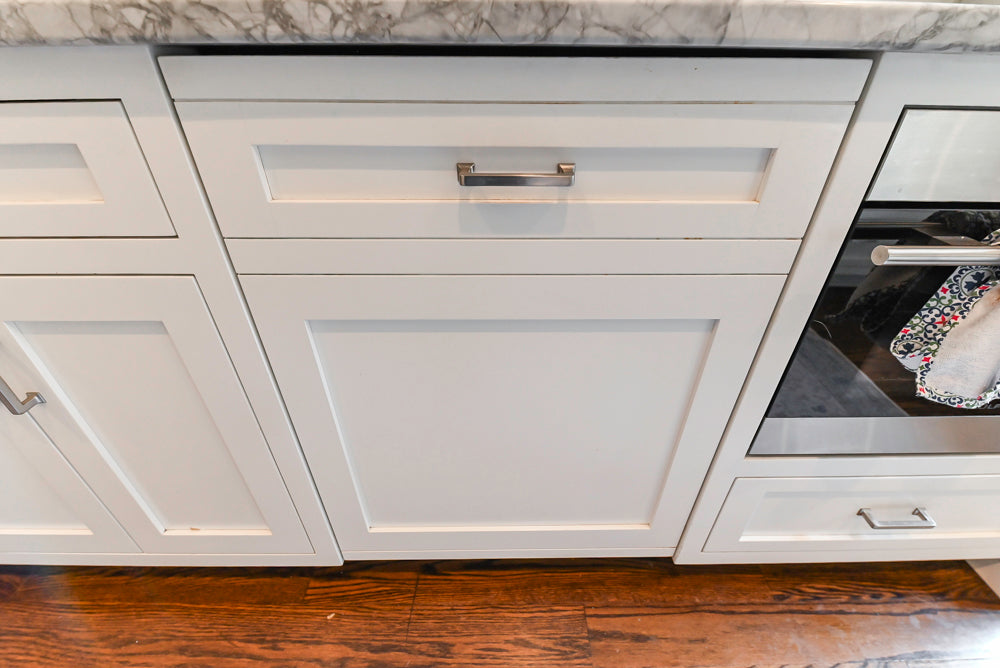 Custom Transitional White Kitchen with Island, Marble Countertop and Sub-Zero & Wolf Appliances