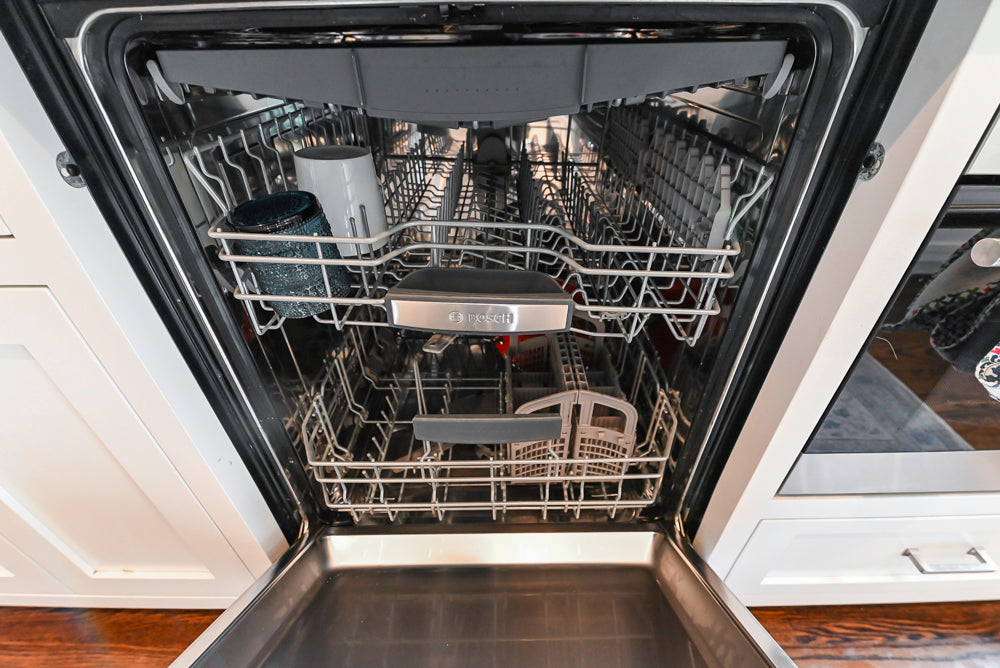 Custom Transitional White Kitchen with Island, Marble Countertop and Sub-Zero & Wolf Appliances