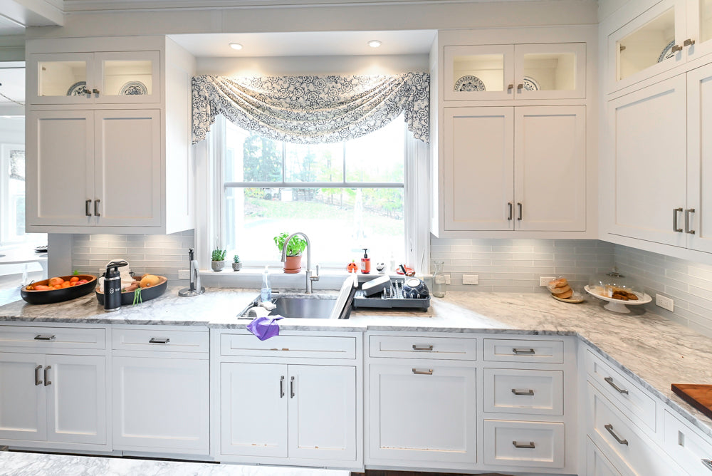 Custom Transitional White Kitchen with Island, Marble Countertop and Sub-Zero & Wolf Appliances