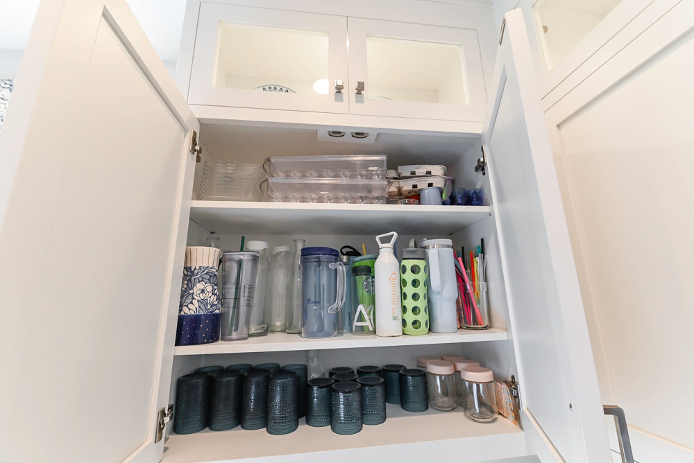 Custom Transitional White Kitchen with Island, Marble Countertop and Sub-Zero & Wolf Appliances