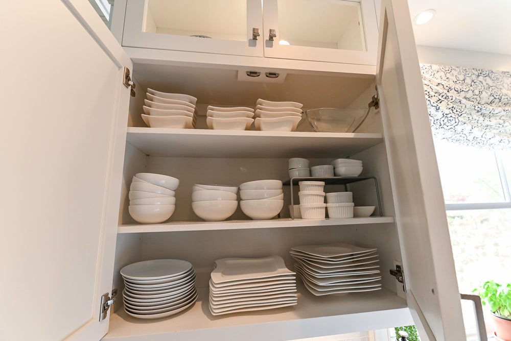 Custom Transitional White Kitchen with Island, Marble Countertop and Sub-Zero & Wolf Appliances