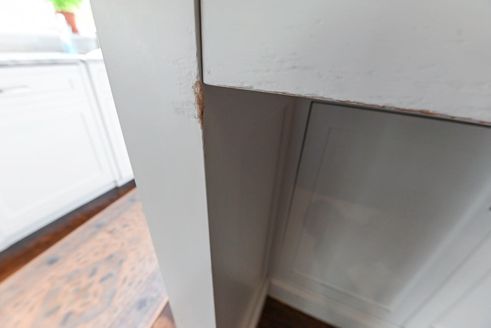 Custom Transitional White Kitchen with Island, Marble Countertop and Sub-Zero & Wolf Appliances