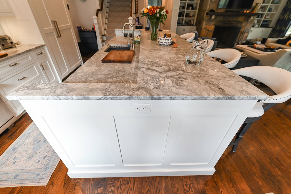Custom Transitional White Kitchen with Island, Marble Countertop and Sub-Zero & Wolf Appliances